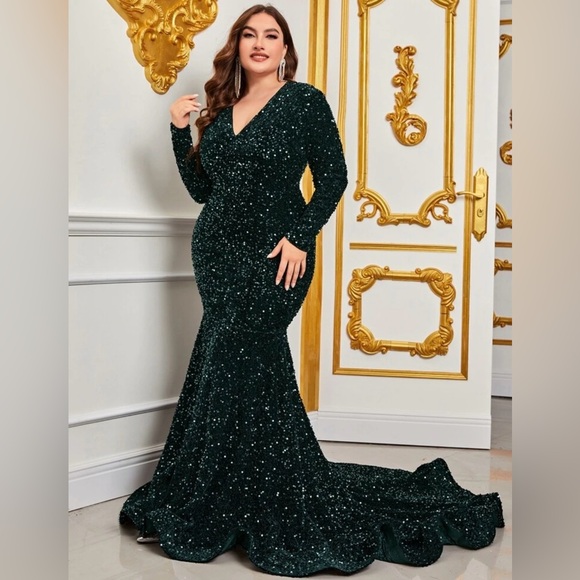 Evening gown - Picture 1 of 7